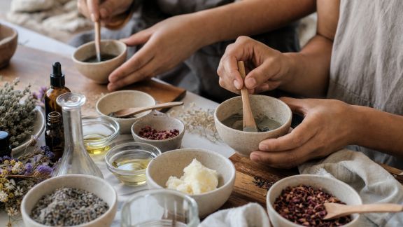 Atelier de création de cosmétiques naturels : bien-être et créativité au rendez-vous