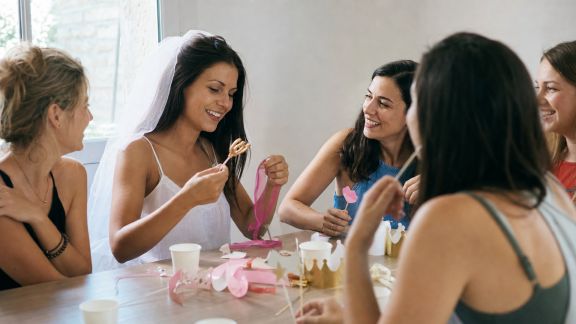 Idées de jeux à thème pour personnaliser un EVJF à l’image de la future mariée